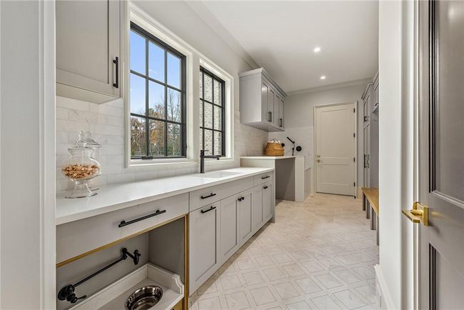 6015 Lansing Dr, House other with 5 bedrooms, 6 bathrooms and null parking in Charlotte NC | Image 32