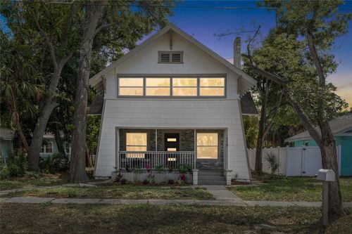 718 34th Ave S, St Petersburg, FL, 33705-3733 | Card Image