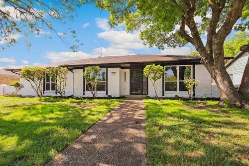 1618 University Dr, Richardson, TX, 75081-3817 | Card Image