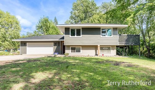 17802 170th Ave, Spring Lake, MI, 49456-1237 | Card Image