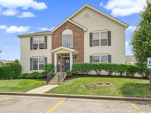 b-724 Harbor Woods Dr, Fairview Heights, IL, 62208-2172 | Card Image