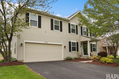1053 Wheatland Dr, Crystal Lake, IL, 60014-1604 | Card Image