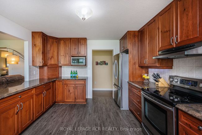 384154 20 Sideroad, House other with 3 bedrooms, 2 bathrooms and 10 parking in Amaranth ON | Image 11