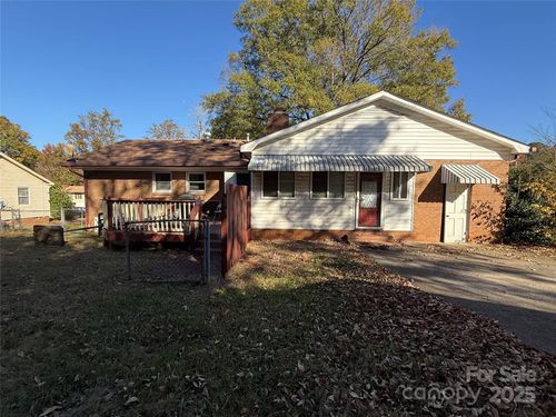 6201 Eagle Peak Dr, Charlotte, NC, 28214-2225 | Card Image