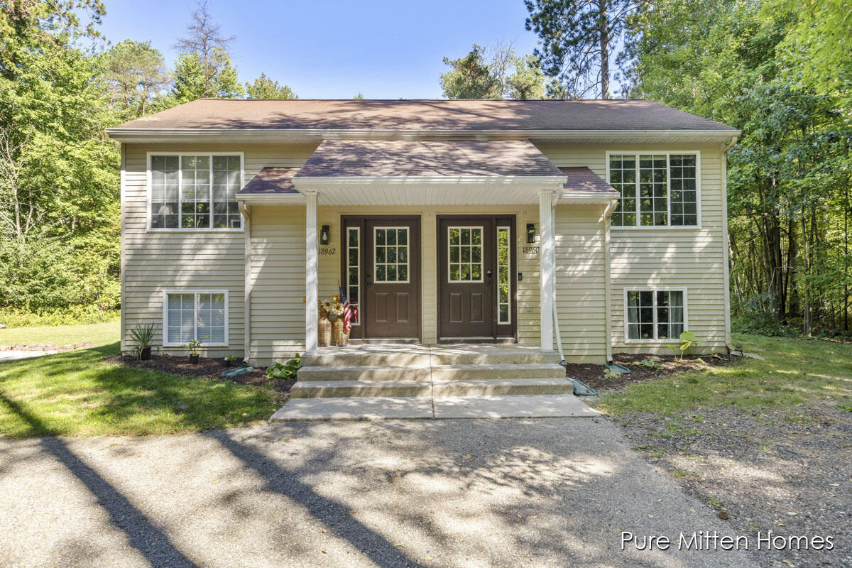 Almy Rd, Howard City, MI 49329