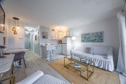 229-6102 Seawall Blvd, Galveston, TX, 77551-2031 | Card Image