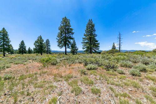 10674 Tudor Lane, Truckee, CA, 96161 | Card Image