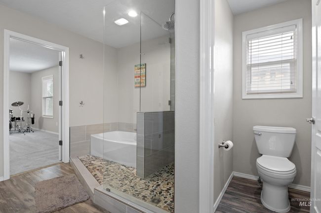 9143 W Alderberry Dr, House other with 5 bedrooms, 3 bathrooms and 2 parking in Boise ID | Image 39