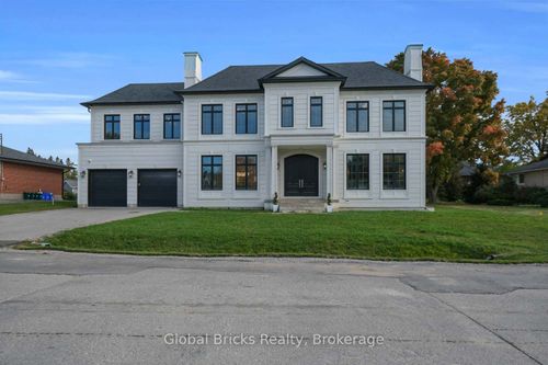 {{alt}} | Card Image