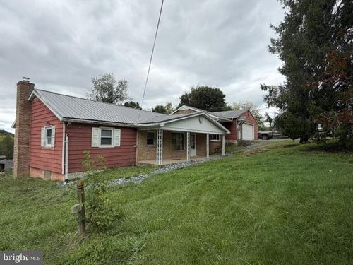 1807 Grace Ave, LEBANON, PA, 17046-1549 | Card Image