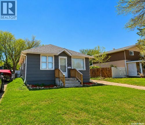 529 20th St E, Prince Albert, SK, S6V1L4 | Card Image