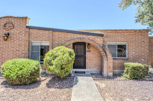 3117 N Laurel Ave, Tucson, AZ, 85712-1174 | Card Image