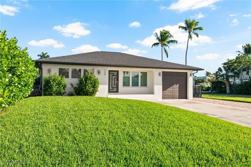 139 San Salvador St, NAPLES, FL, 34113-8640 | Card Image