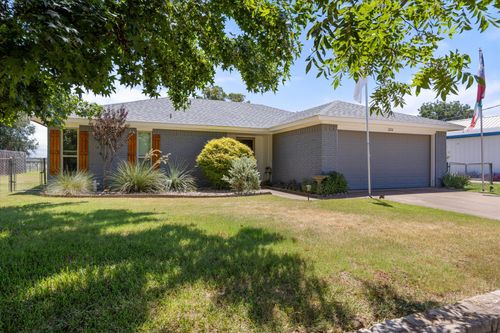 2201 Long Creek Ct, Granbury, TX, 76049-1175 | Card Image