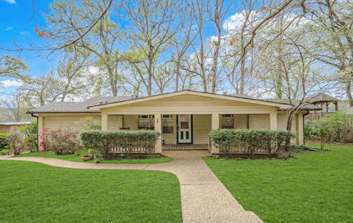 3065-3065 E Lake Dr, Gladewater, TX, 75647-9236 | Card Image