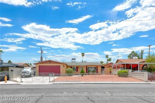 861 E Hacienda Ave, Las Vegas, NV, 89119-1373 | Card Image