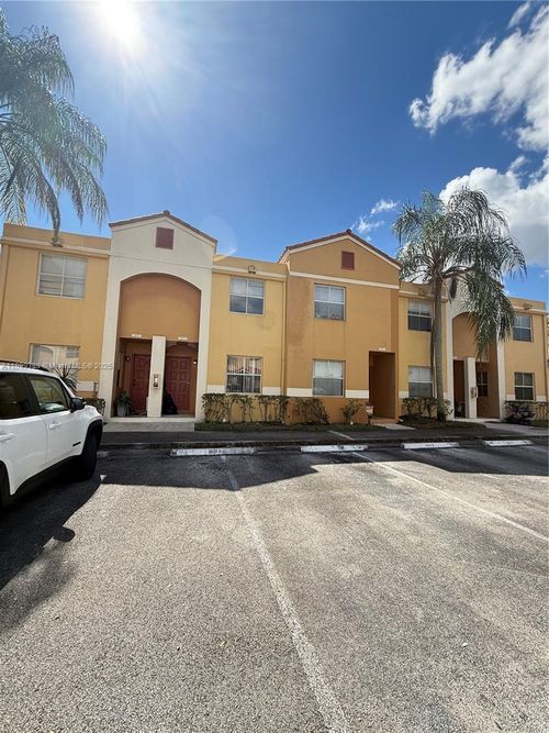 3873-3873 Nw 90th Ave, Sunrise, FL, 33351-8811 | Card Image