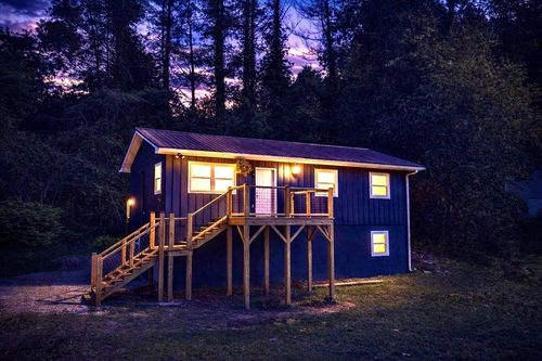 230 Pisgah Rd, Andrews, NC, 28901-7485 | Card Image