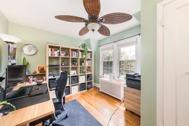 1521 S Prospect Ave, Home with 4 bedrooms, 3 bathrooms and null parking in Park Ridge IL | Image 17