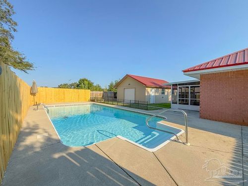 6902 Hanover Ct, Milton, FL, 32570-3640 | Card Image