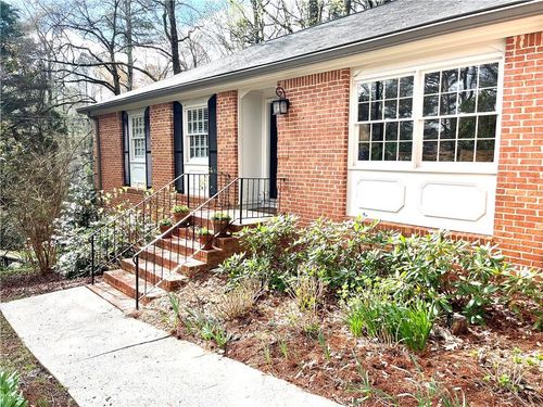 2160 Jay Ln Se, Smyrna, GA, 30080-3841 | Card Image