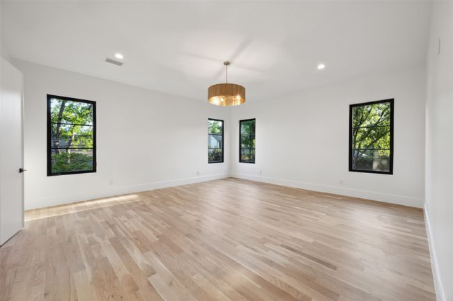 6458 Anita St, House other with 5 bedrooms, 5 bathrooms and null parking in Dallas TX | Image 28