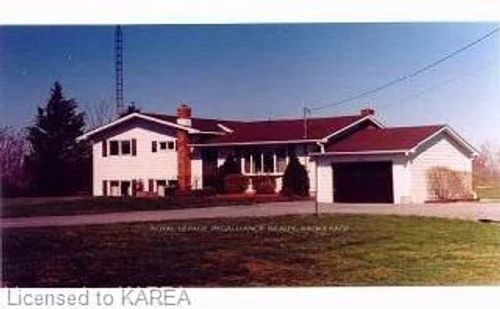 179 Petworth Rd, Yarker, ON, K0K3N0 | Card Image