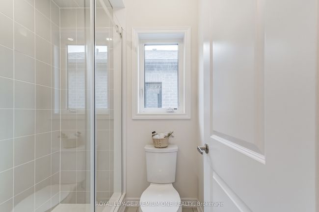 799 Apple Terr, House other with 5 bedrooms, 4 bathrooms and 2 parking in Milton ON | Image 31