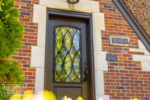 869 Rivard Blvd, Grosse Pointe, MI, 48230-1256 | Card Image