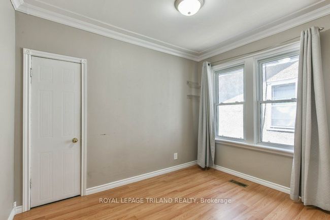 10 Linwood St, Home with 4 bedrooms, 2 bathrooms and 3 parking in London ON | Image 15