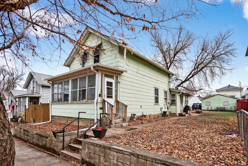 760 Desoto St, Saint Paul, MN, 55130-4215 | Card Image