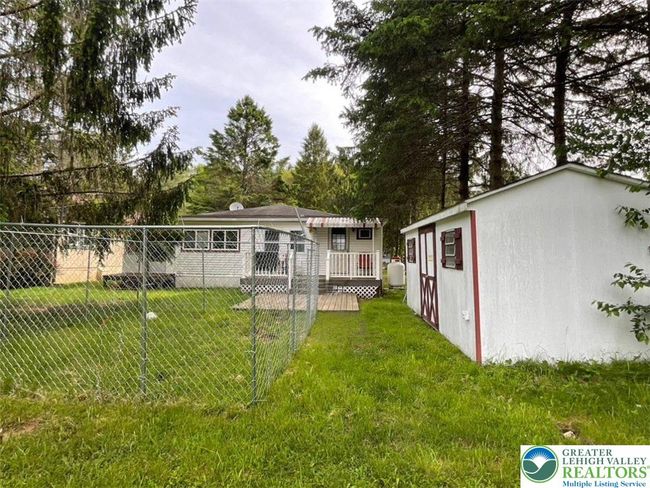 321 Campstead Cir, House other with 2 bedrooms, 2 bathrooms and null parking in Blakeslee PA | Image 10