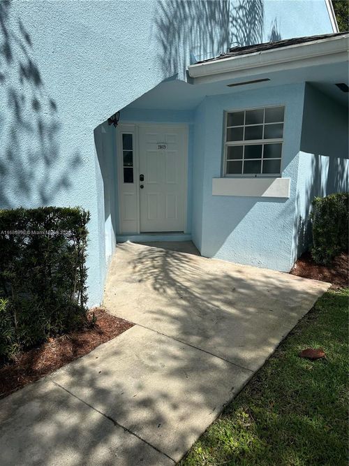 106-2049 Se 26th Ln, Homestead, FL, 33035-1343 | Card Image