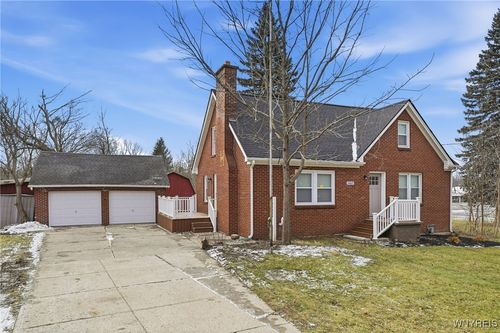 5407 Genesee St, Lancaster, NY, 14086-9744 | Card Image