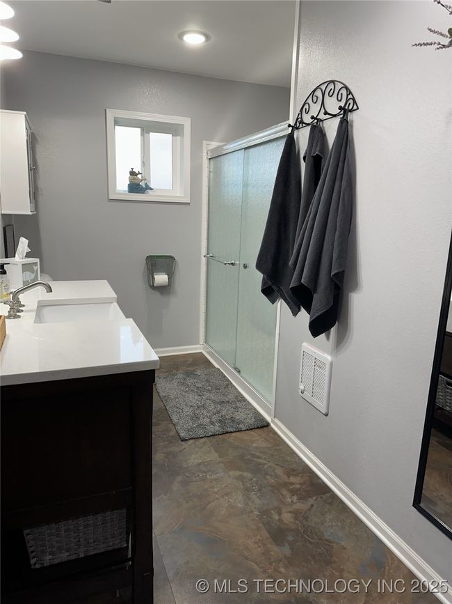 4512 - 20947 N Country Ridge Dr, House other with 2 bedrooms, 2 bathrooms and null parking in Stigler OK | Image 30