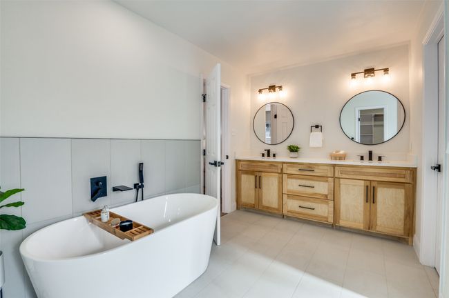 2028 Casa Loma Ct, House other with 3 bedrooms, 2 bathrooms and null parking in Grapevine TX | Image 25