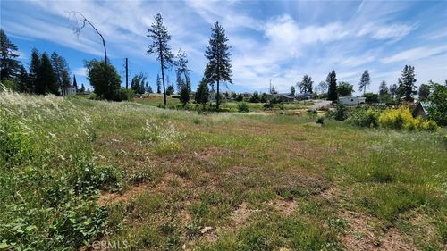 616 Elliott Rd, Paradise, CA, 95969-3854 | Card Image