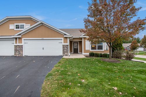 3890 Branagan Ct Se, Kentwood, MI, 49512-5309 | Card Image