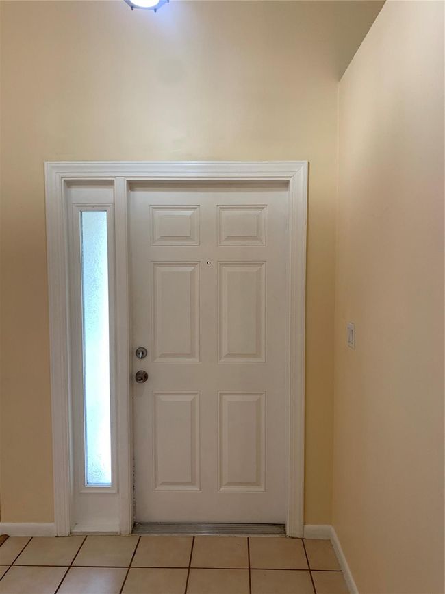 9840 Nw 28 Th Ct, House other with 4 bedrooms, 2 bathrooms and null parking in Coral Springs FL | Image 11