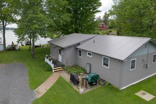 10 Old Town Rd, Castleton, VT, 05735-9454 | Card Image