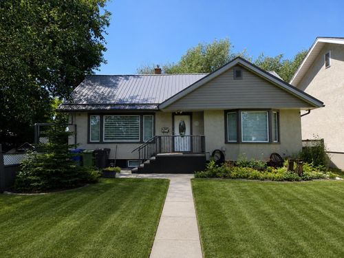 2010 20 St, Coaldale, AB, T1M1E7 | Card Image