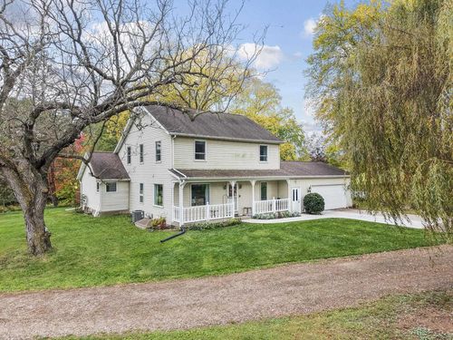 1942 County Road Bb, Cottage Grove, WI, 53527-9324 | Card Image