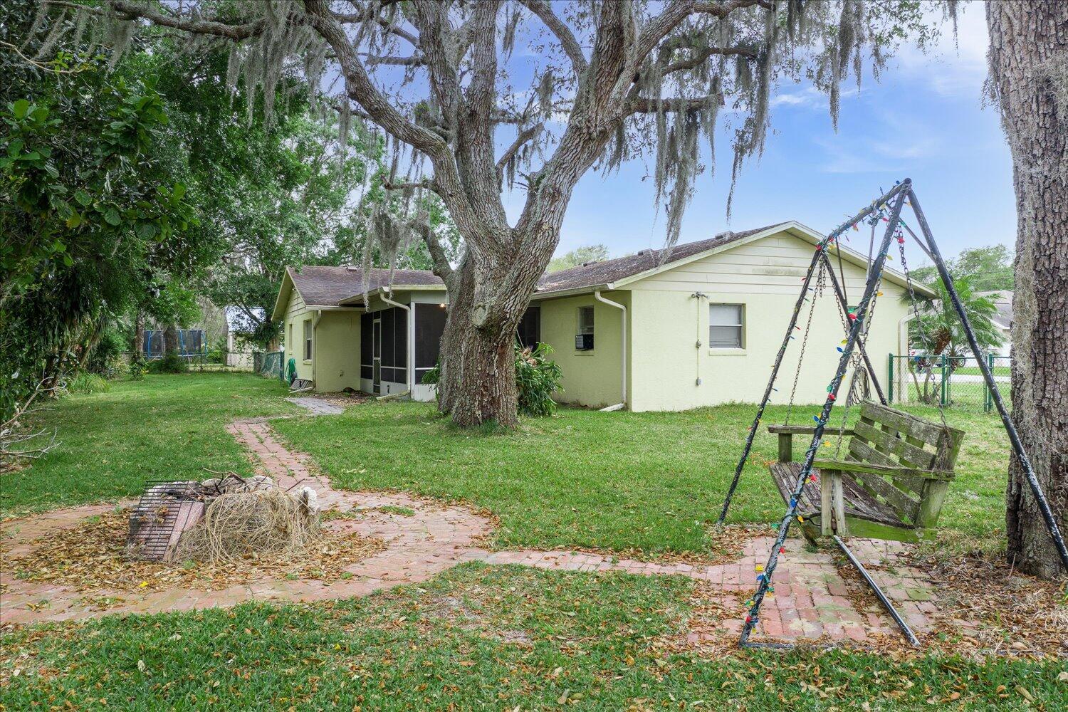 Morningside Rd, Avon Park, FL 33825