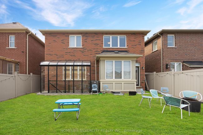 13 Minna Trail, House other with 6 bedrooms, 4 bathrooms and 4 parking in Brampton ON | Image 35