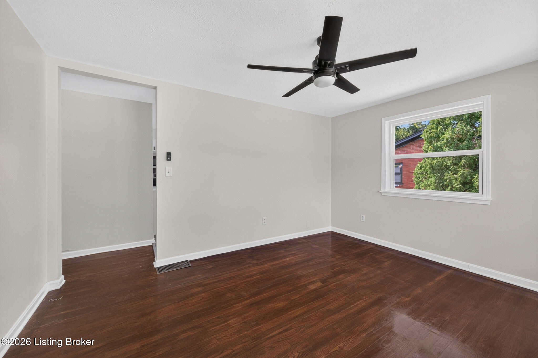 Residential Lease in Louisville 4