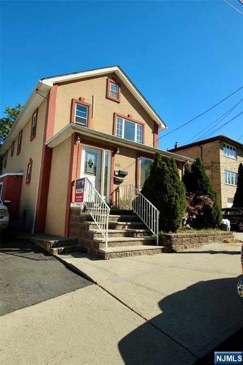 513 Fairview Ter, Ridgefield, NJ, 07657-2806 | Card Image