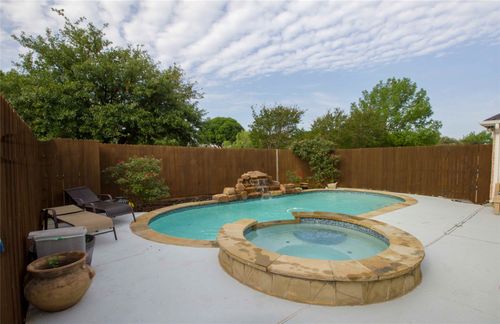 10409 Forrest Dr, Frisco, TX, 75035-5763 | Card Image