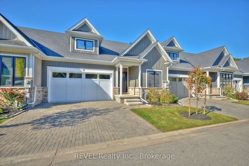 19-9245 Shoveller Dr, Niagara Falls, ON, L2H0M4 | Card Image