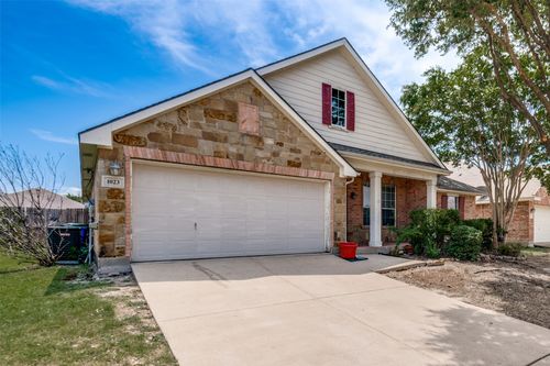 1023 San Antonio Dr, Forney, TX, 75126-5111 | Card Image