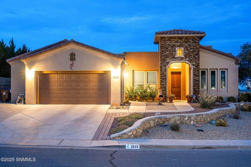 3046 Quannah Wild Dr, Las Cruces, NM, 88011-5267 | Card Image